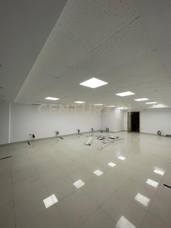 OFFICE SPACE FOR RENT AT THE UNIVERSITY BOOK