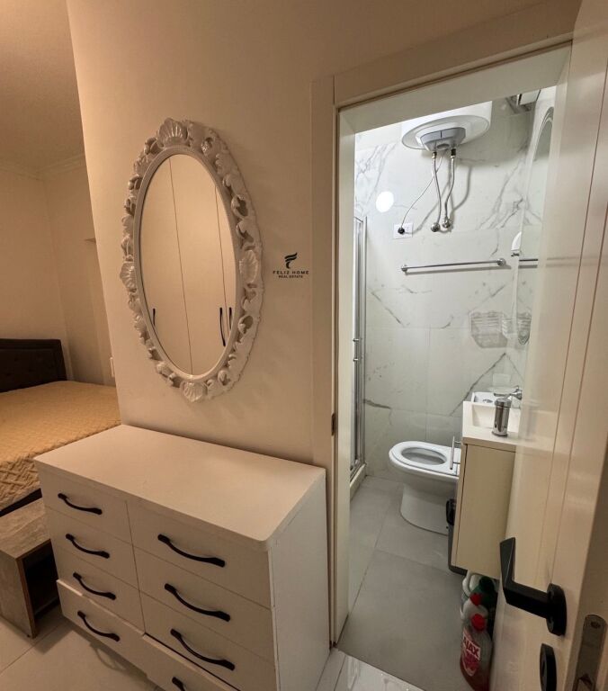 APARTAMENT ME QERA 1+1 RRUGA E DIBRES 50.000 LEKE