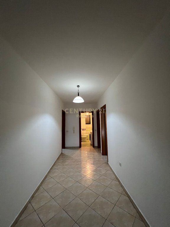 APARTAMENT 2+1+2 PËR QIRA – GLOBE, Ish Parku TIRANË