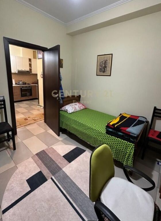 🌟 Appartamento 2+1 in Vendita a Xhamllik – Posizione Pratica a Tirana