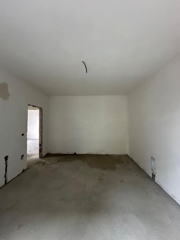 🏡 SHITET APARTAMENT 2+1 – COLOUR SPLASH, PASKUQAN