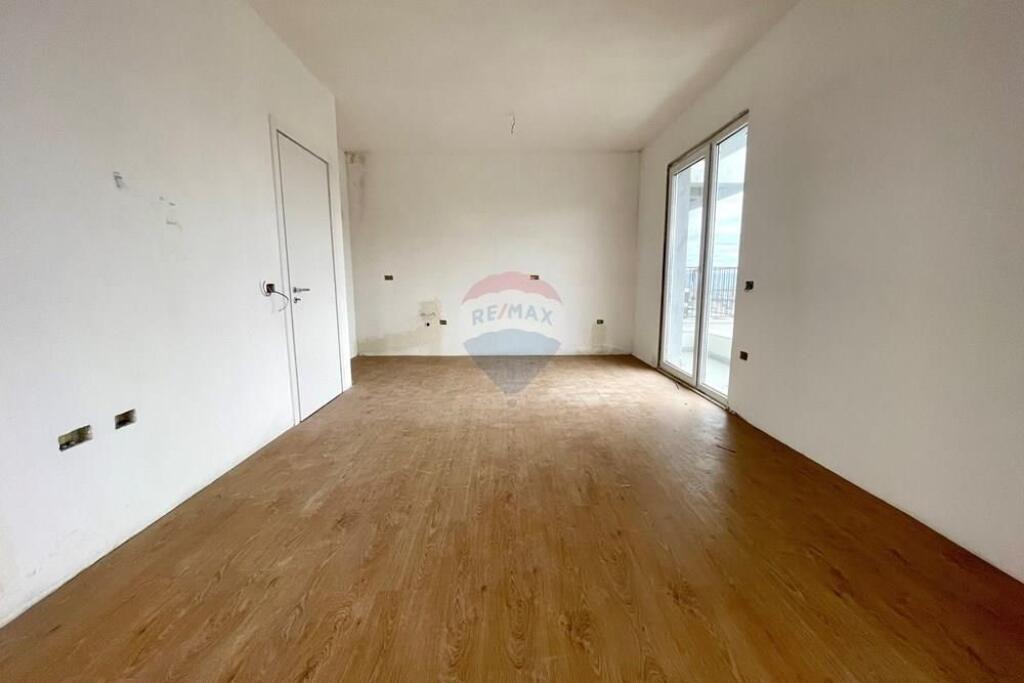 Apartament ne shitje 2+1 tek Univers City!