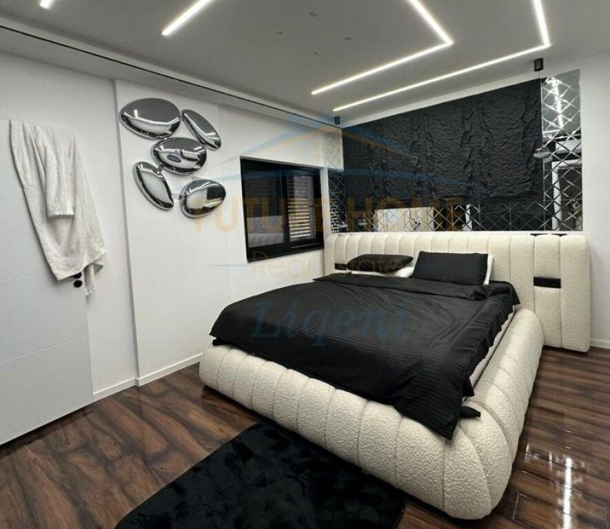 Qera, Apartament 2+1+2, Zogu i Zi, Tiranë.