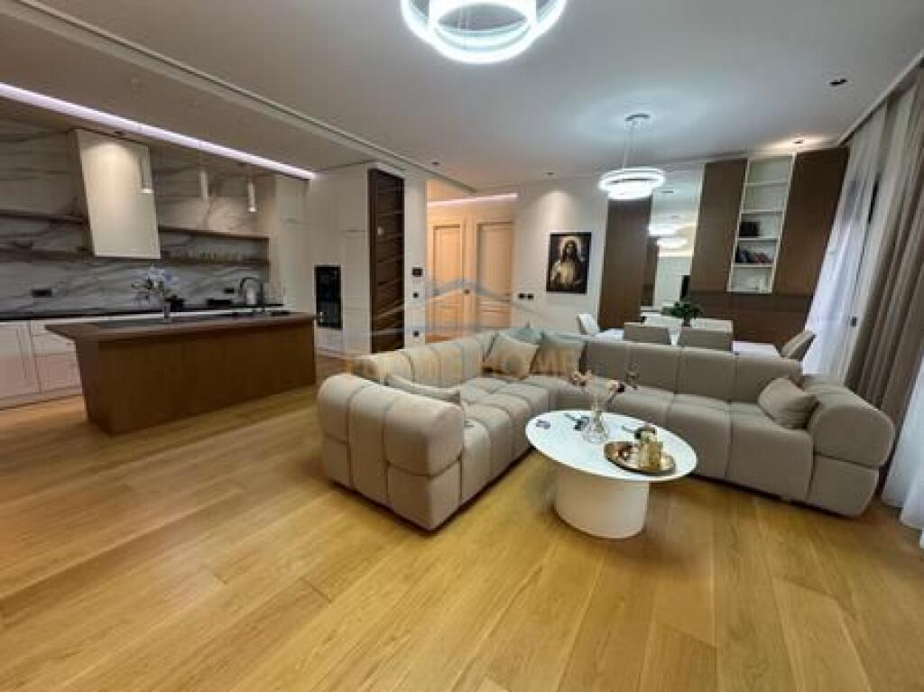 Shitje, Apartament 3+1,Kompleksi Delijorgji !