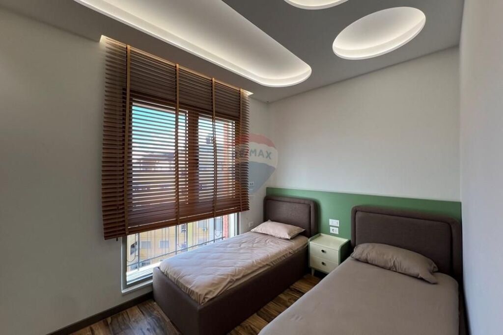 APARTAMENT 2+1+2+2 POSTE PARKIMI NE DELIJORGJ!
