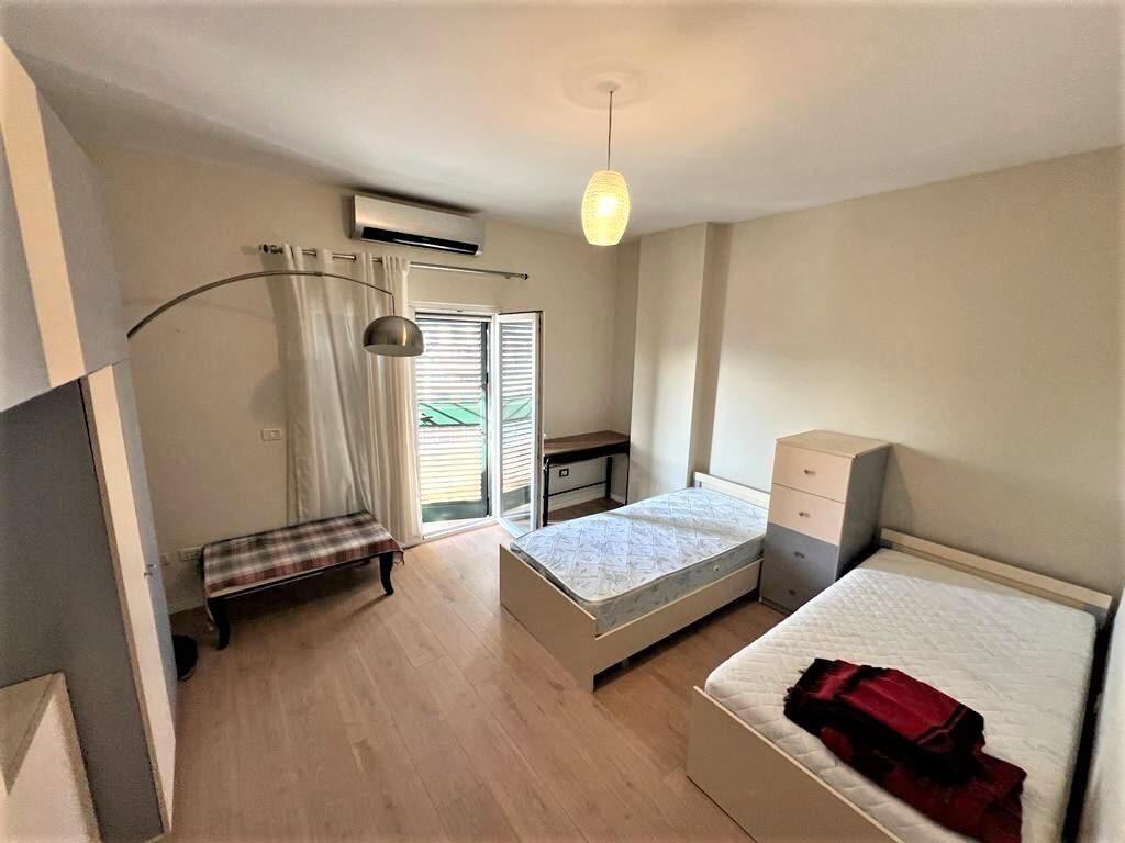 Appartamento 2+1 in vendita in Via Durazzo, vicino al Mosaico di Tirana. ID D8142A21