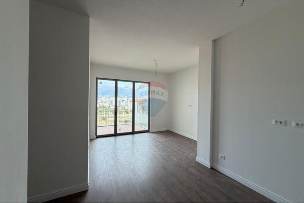 Apartament - Për Shitje - Bulevardi i Ri, Tiranë