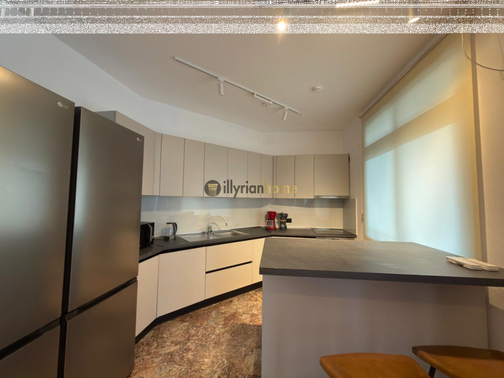 Jepet me qira, Vilë 4 katëshe + bodrum, Vilat Gjermane, Tiranë