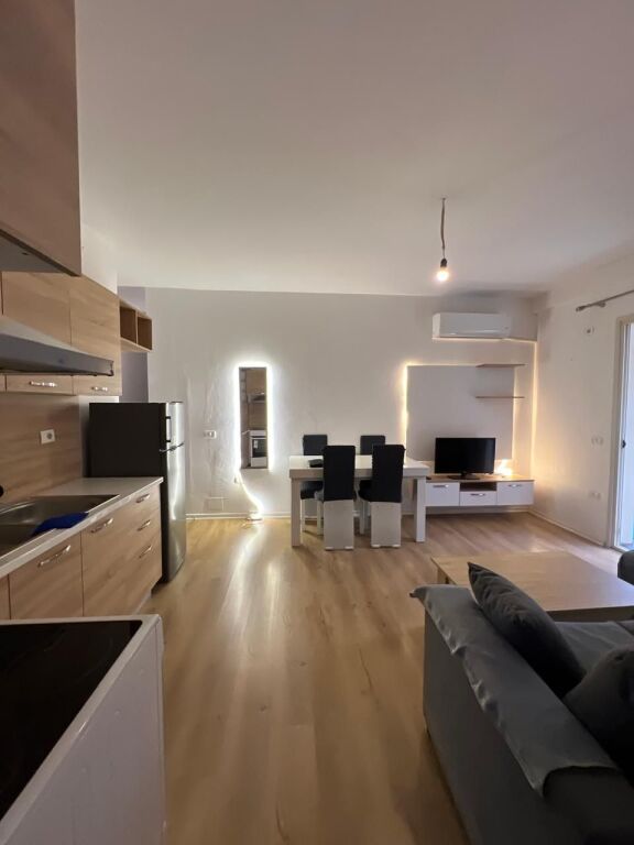 Appartamento in affitto a Fresk 400 mila lek