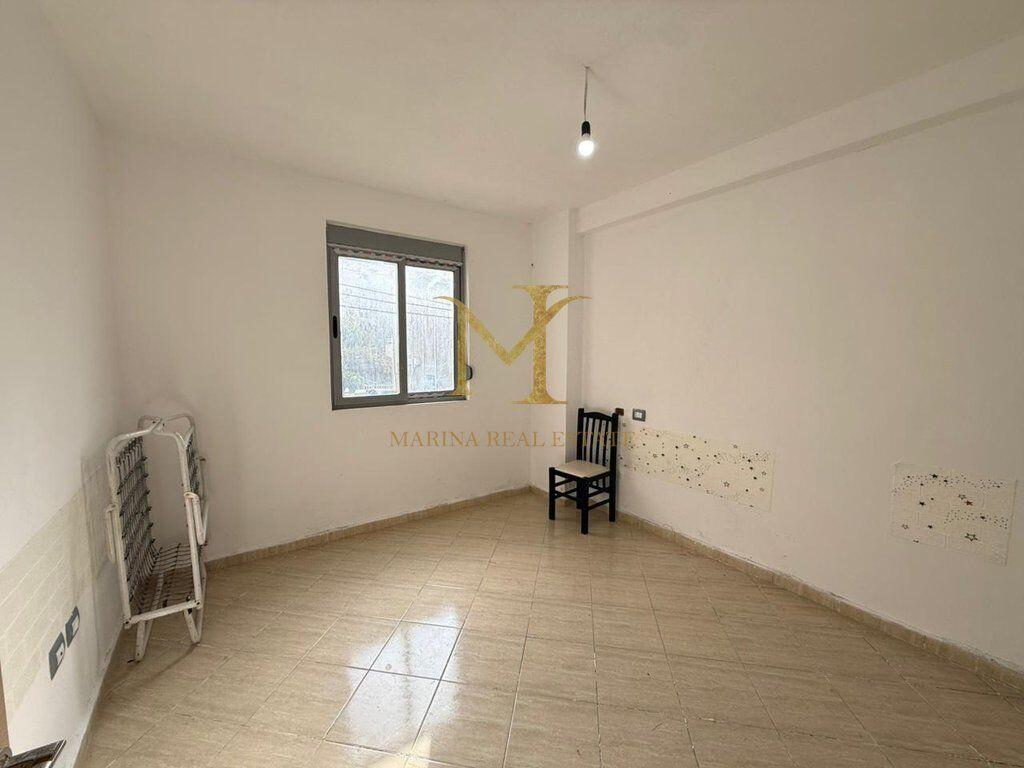 SHITET APARTAMENT 1+1 TEK SHKEMBI KAVAJES !!