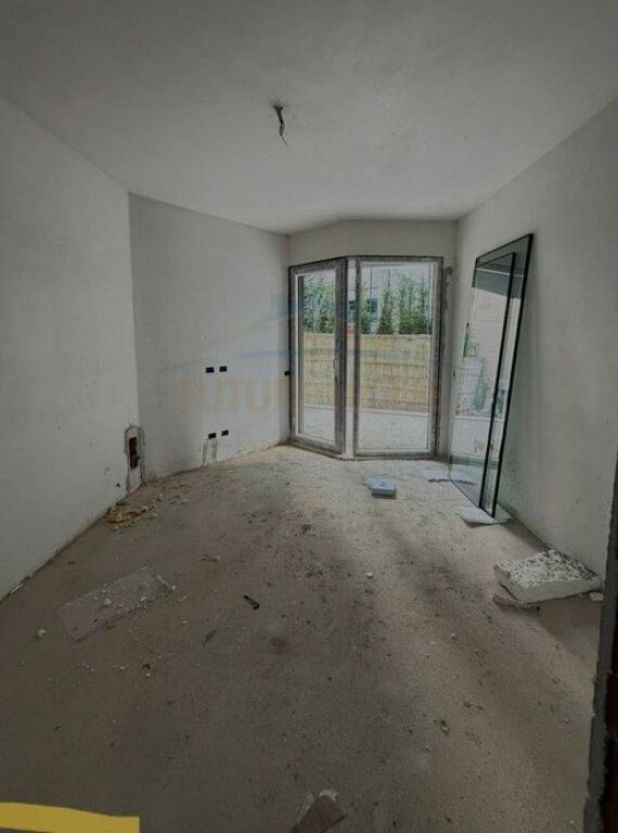 Shitet , Apartament 2+1+2 , Kompleksin Palladium