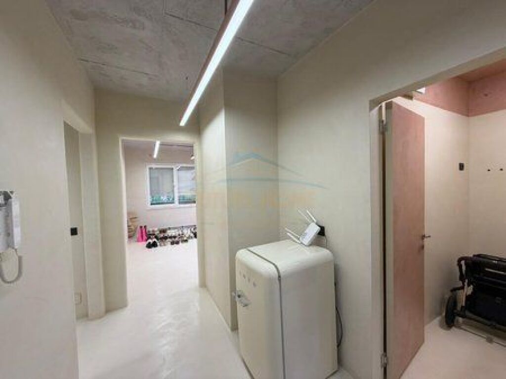 Vendesi in vendita Appartamento 1+1, Niku Construction, Comune di Parigi