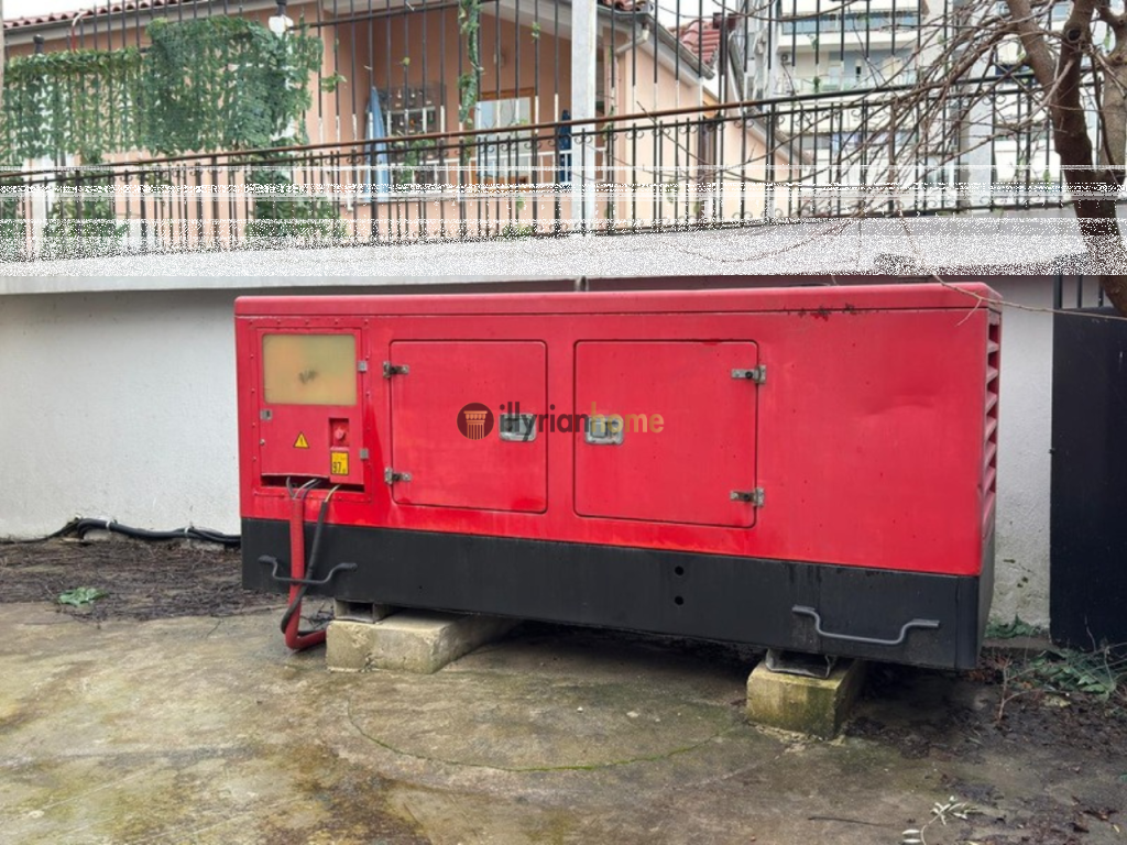 Shitet, Vilë 4 katëshe + bodrum, Vilat Gjermane, Tiranë