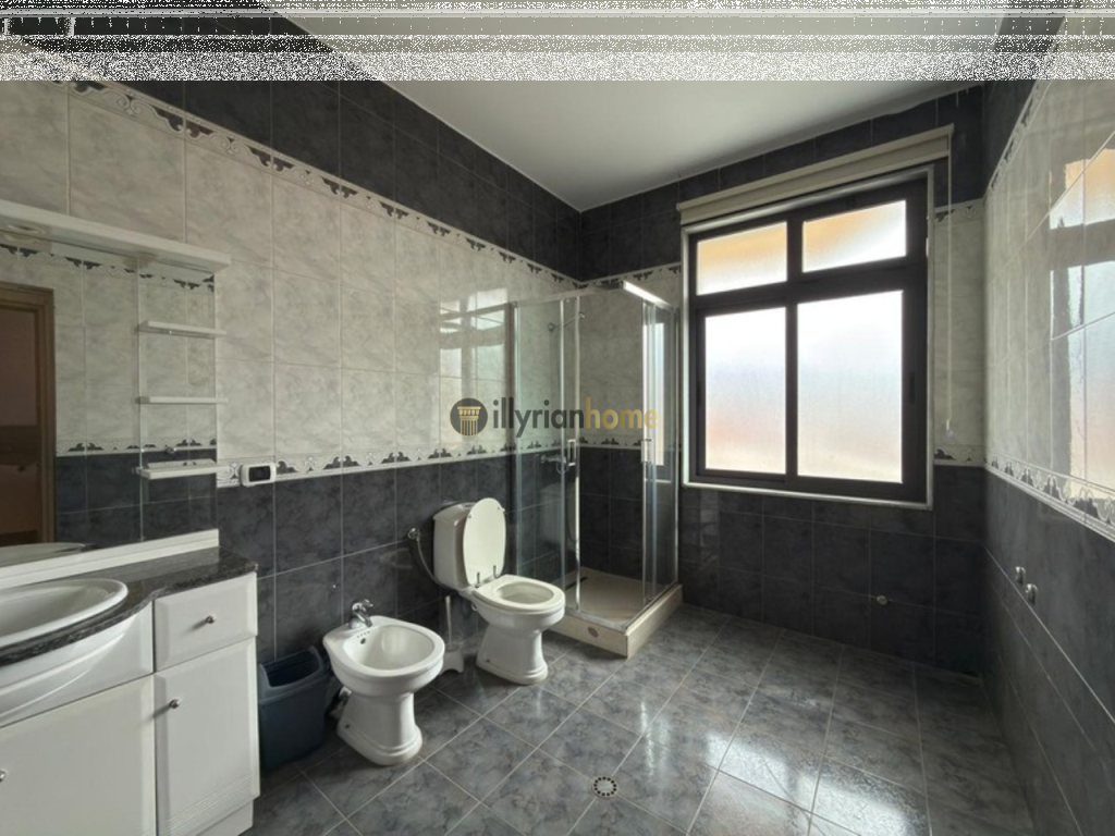 Jepet me qira, Vilë 4 katëshe + bodrum, Vilat Gjermane, Tiranë