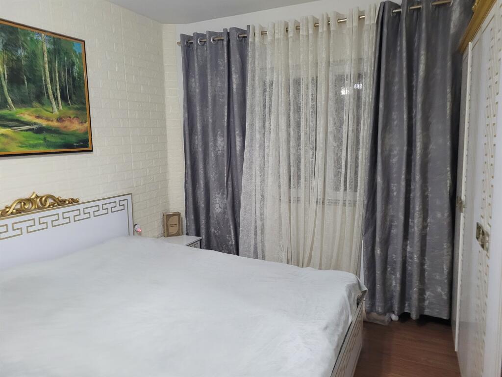 In vendita 1 villa a Kinostudio  