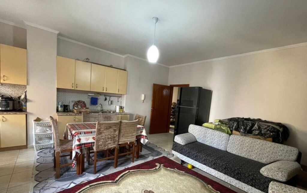 🌆 Appartamento 2+1 in Vendita – Ali Demi, Tirana | Desiderabile e Vicino ai Servizi