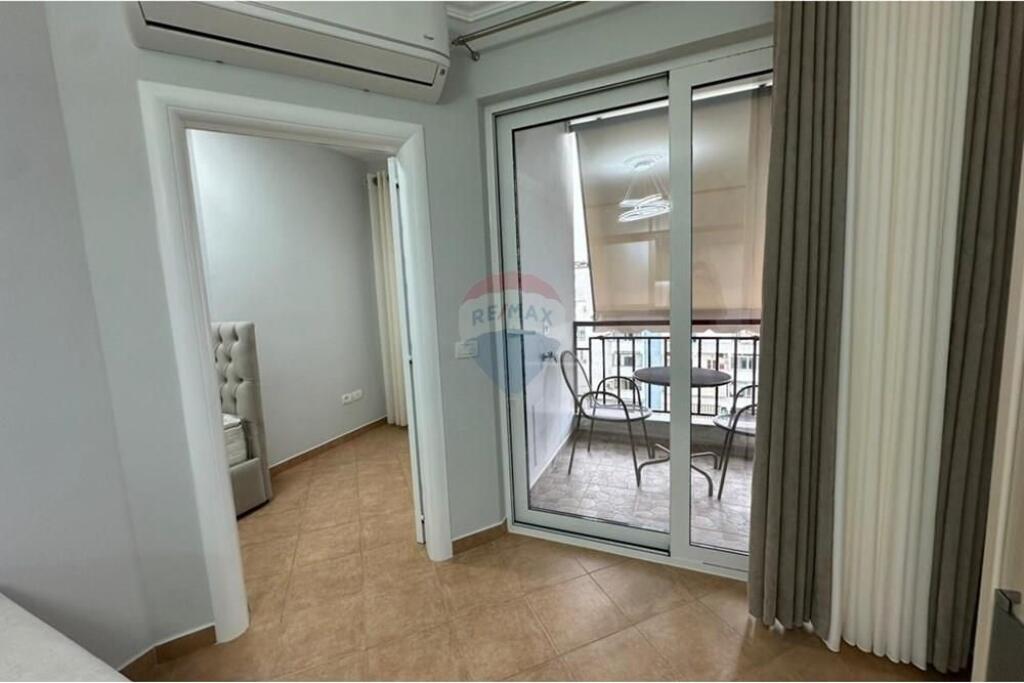 Qira/ Apartament 2+1 te Rruga e Kavajes