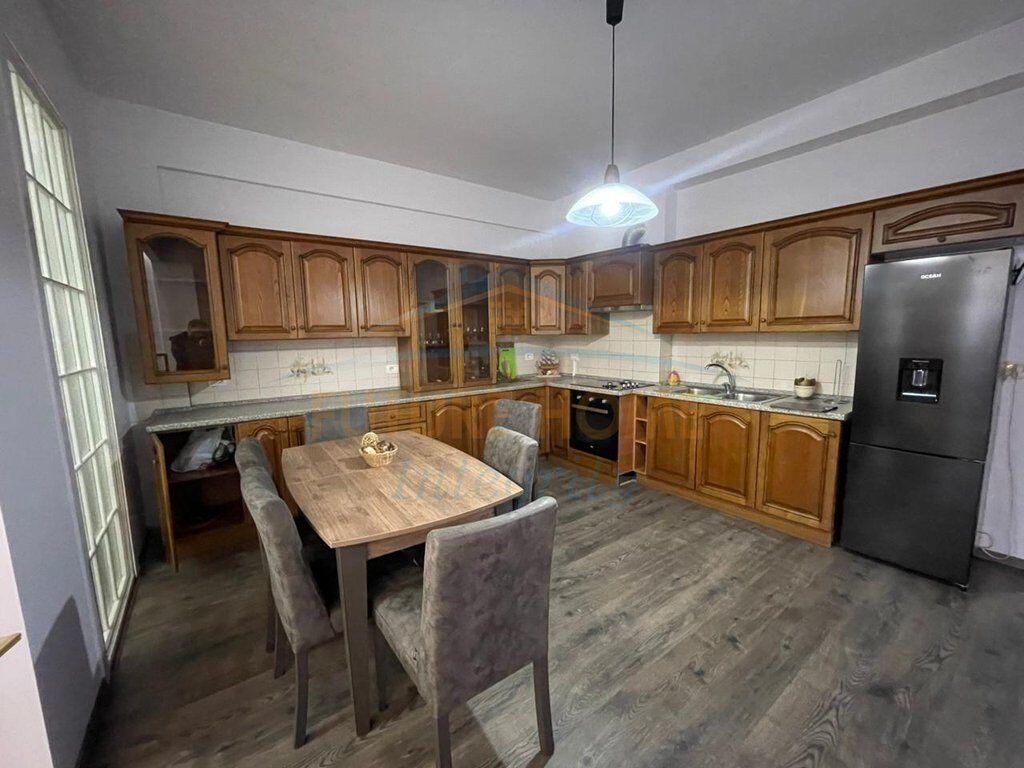 Qera, Apartament 2+1+2, Rruga Siri Kodra, Tiranë.