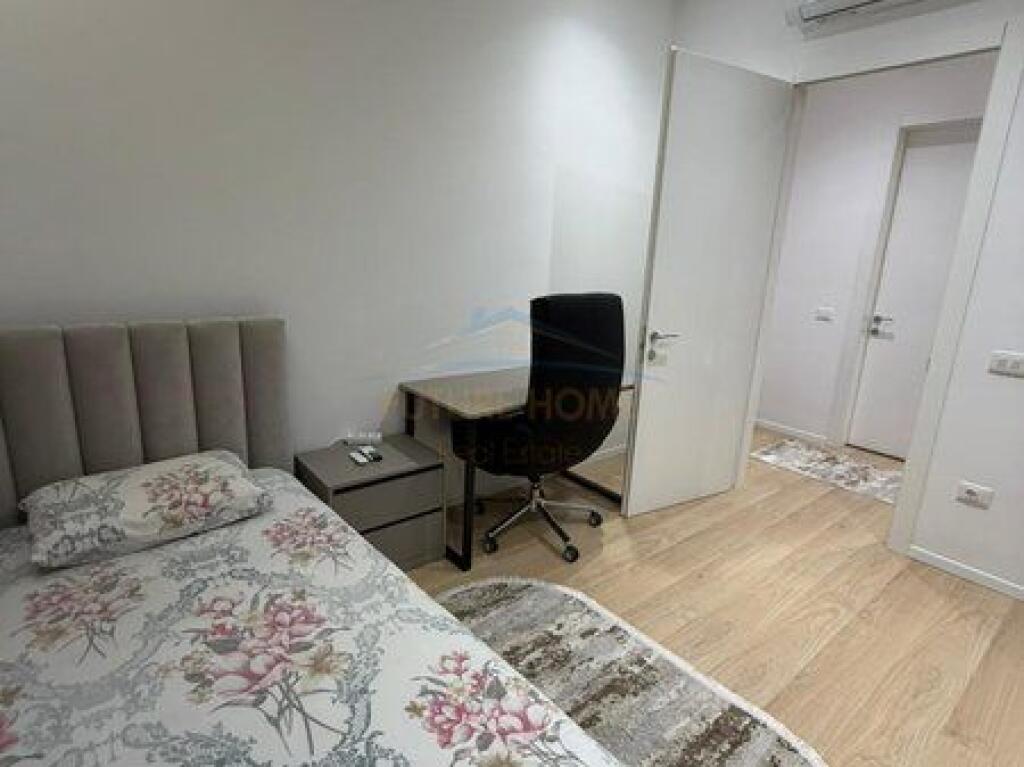 Shitet, Apartament 2+1+2+Post Parkimi, "Kompleksi Delijorgji ", Tiranë