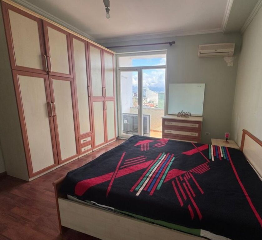 🌟 Zyre e Rehatshme 2+1 për Qira – Bllok, Tirane | Ideal për Jetë Urbane