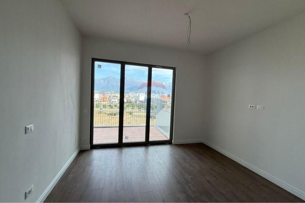 Apartament 1+1 per shitje Bulevardi i Ri !