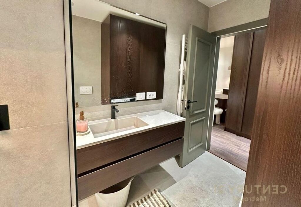 SHITET APARTAMENT 1+1 TEK VILAT GJERMANE