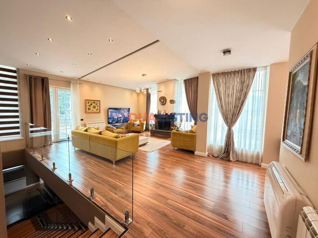 Vile premium individuale per Shitje, Petrele