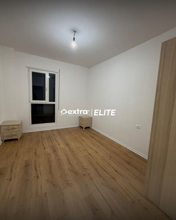 Qira 2+1+2 Trio Tower, Tiranë