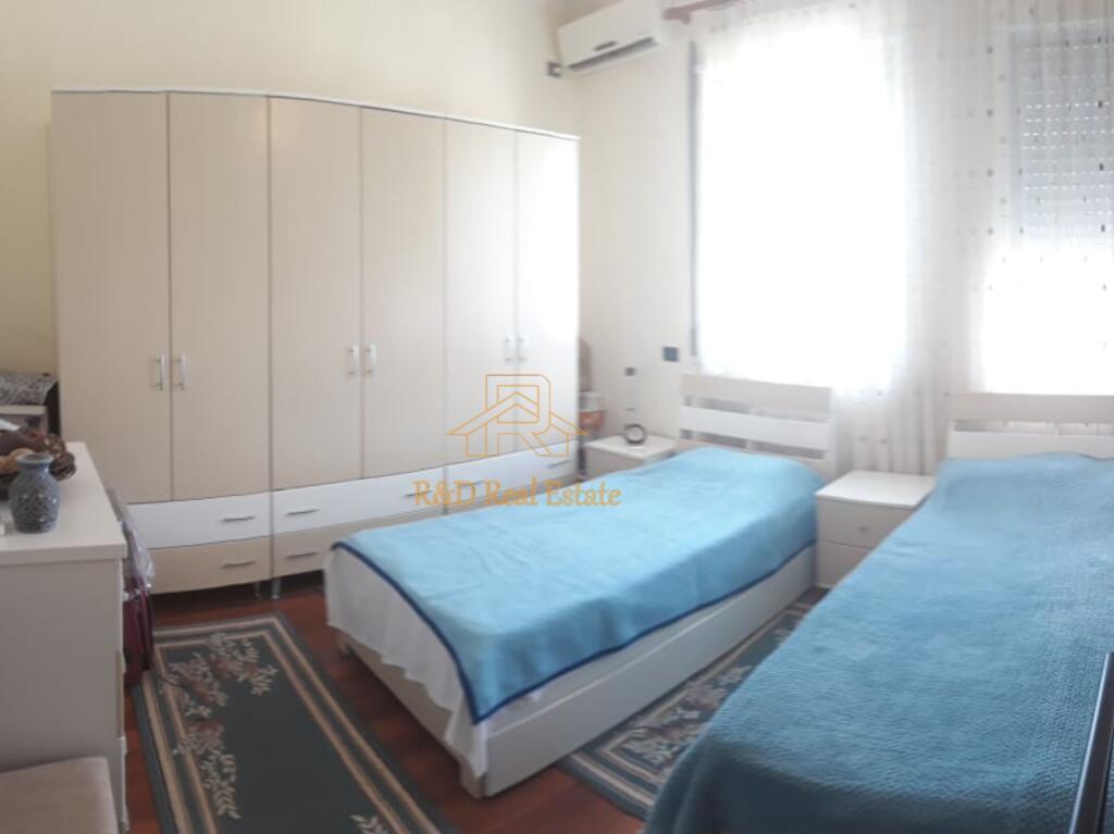 🏡 Apartment 1+1 for rent – Pazari i Ri