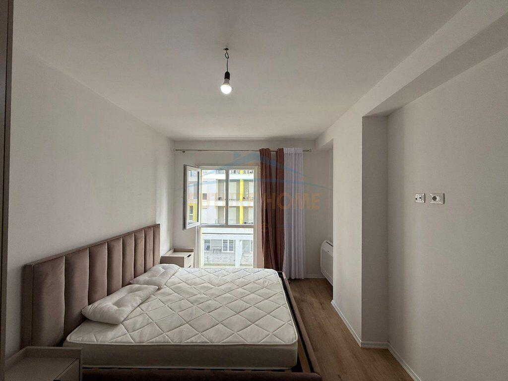 Qera , Apartament 2+1+Post parkimi , Univers City , Tirane