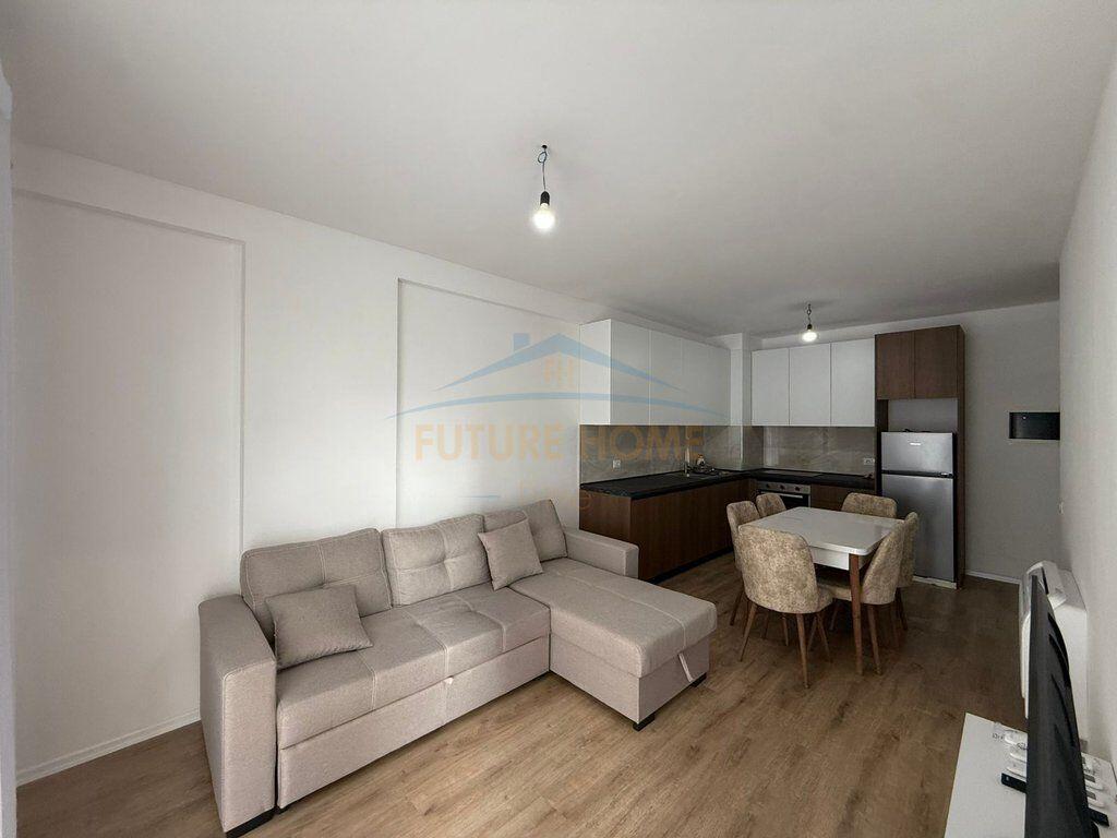 Qera , Apartament 2+1+Post parkimi , Univers City , Tirane