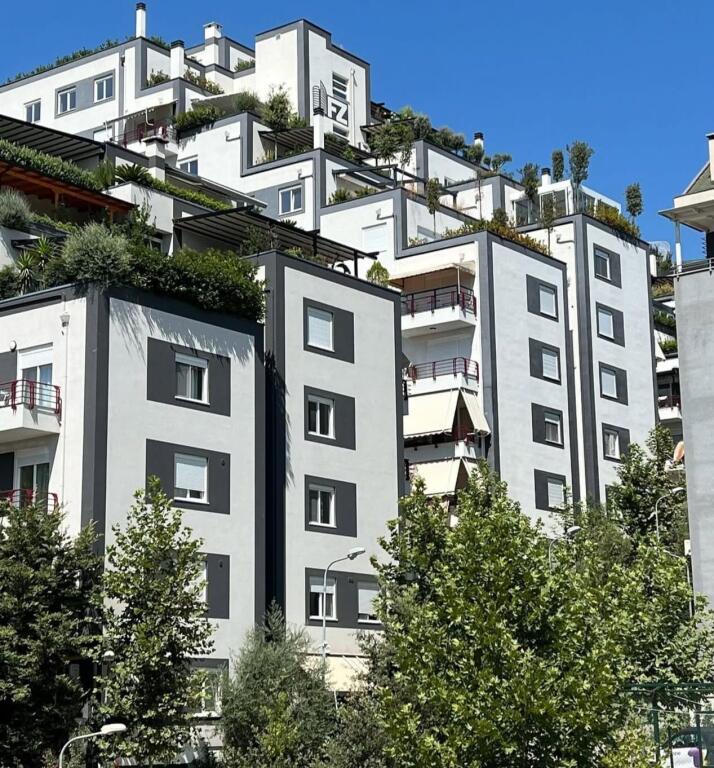 Penthouse for sale at the dry lake 2+1+2, with veranda, at the FZ complex, together with 2 parking spaces