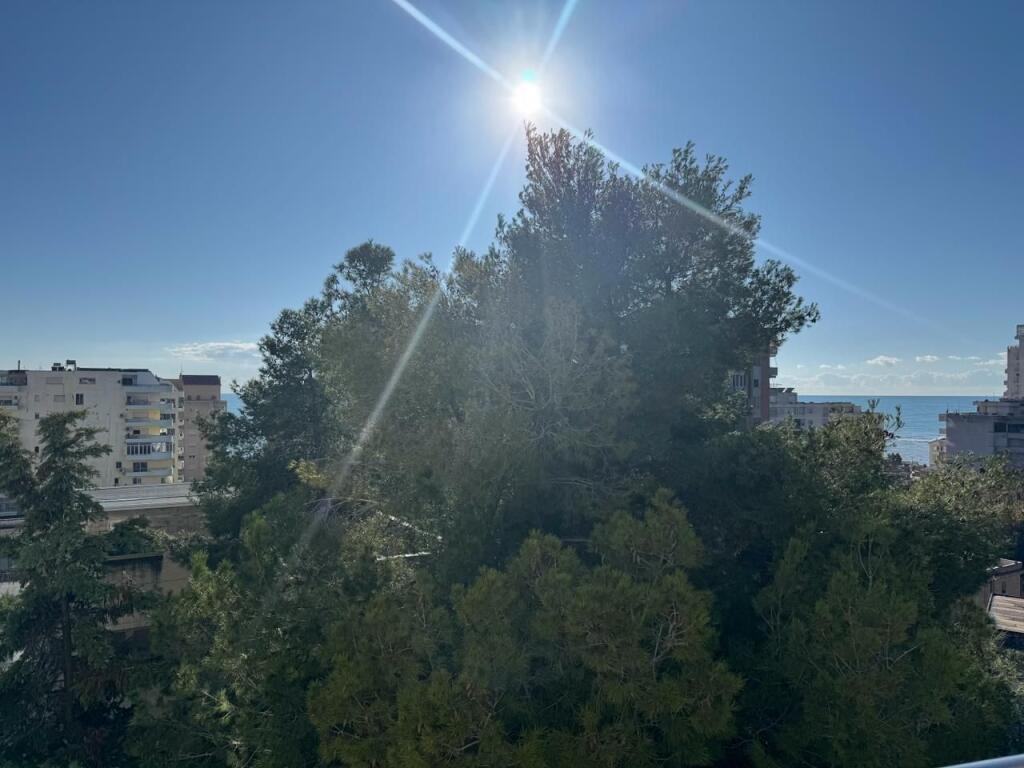 Jepet apartament me qera 2+1+2