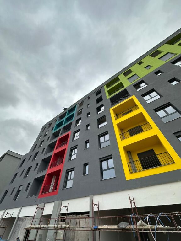 🏡 SHITET APARTAMENT 2+1 – COLOUR SPLASH, PASKUQAN