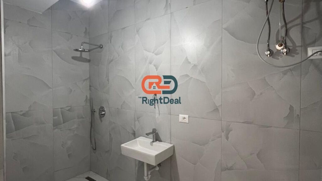 Tek Kompleksi Kaimi, Shitet Apartament 1+1 Me Planimetri Te Rregullt!