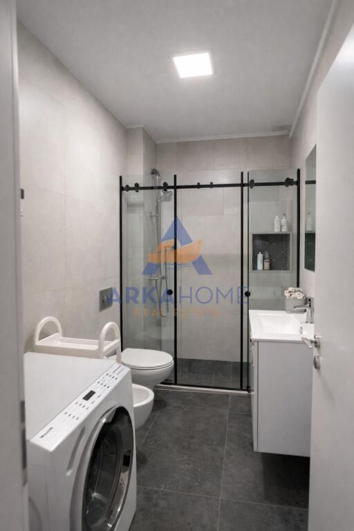 SHITET APARTAMENT 1+1+BALLKON "PRANE GOLDEN PARK AMERIKAN 3" 140000 EURO