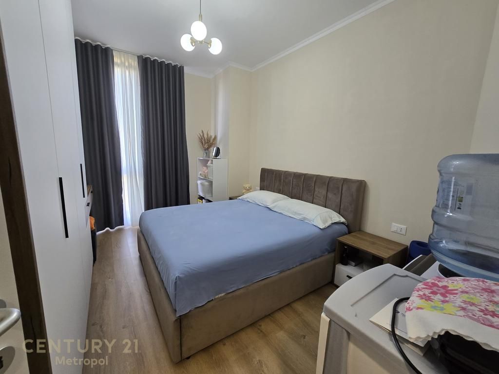 We rent a 1+1 apartment at Bulevardi i Ri! 500 € /Month