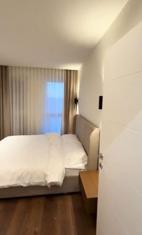 Appartamento 2+1+🅿️ in affitto a Xhamllik 900 €