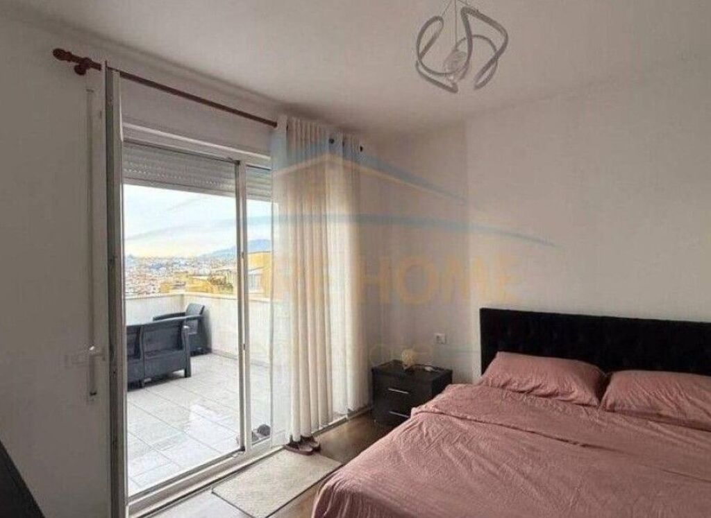 Qera, Apartament 2+1+2+Verande, Rruga e Dibres, Tirane