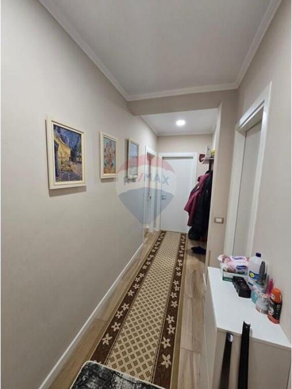 Apartament 3+1 me qera tek Selvia