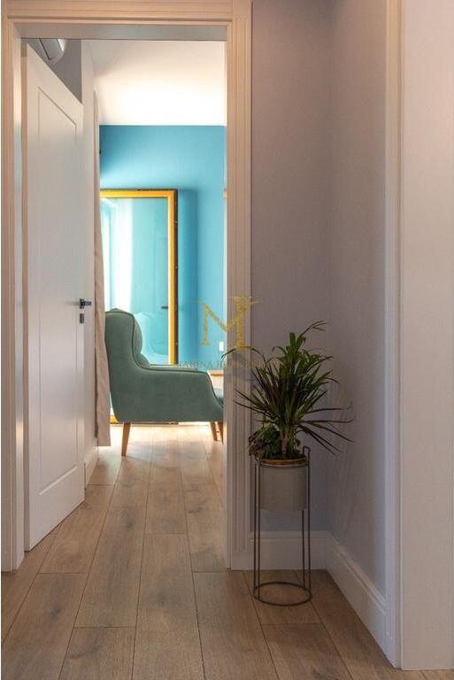 JEPET ME QERA APARTAMENTI 2+1 , TEK ARRAGOSTA NE VOLLGA!