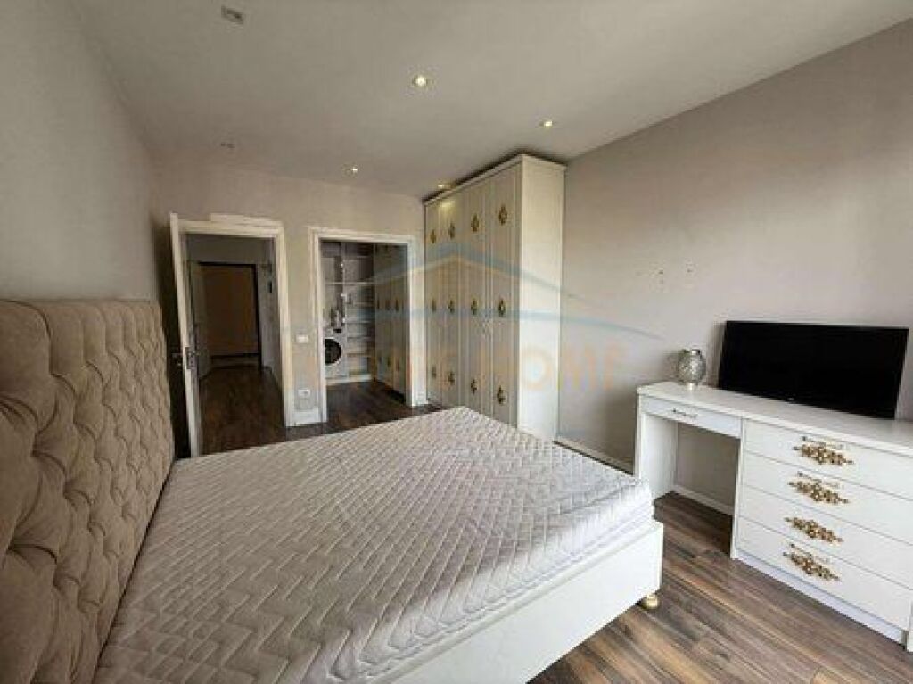 Qera, Apartament 2+1, Unaza e Re, Tiranë