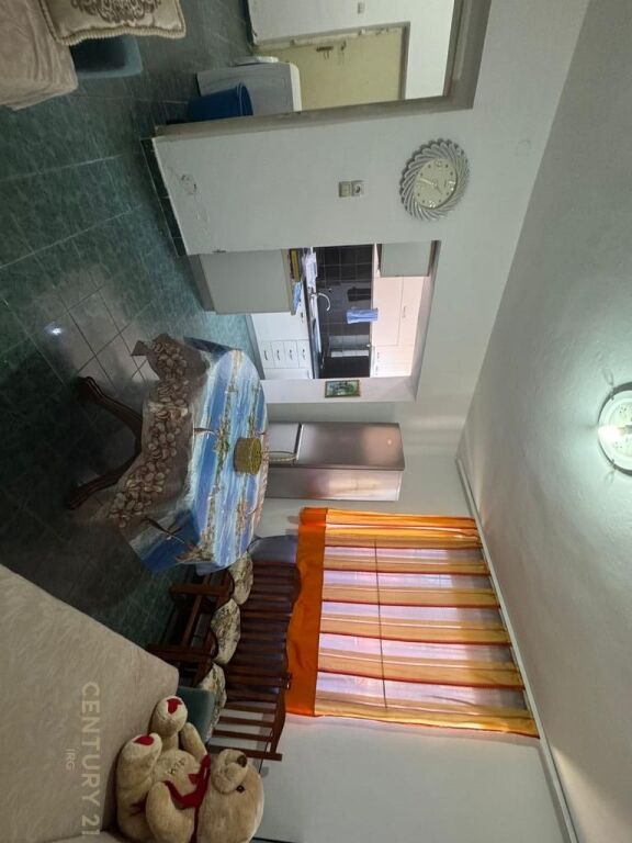 Shitet apartament 1+1,Rruga 4 Deshmoret