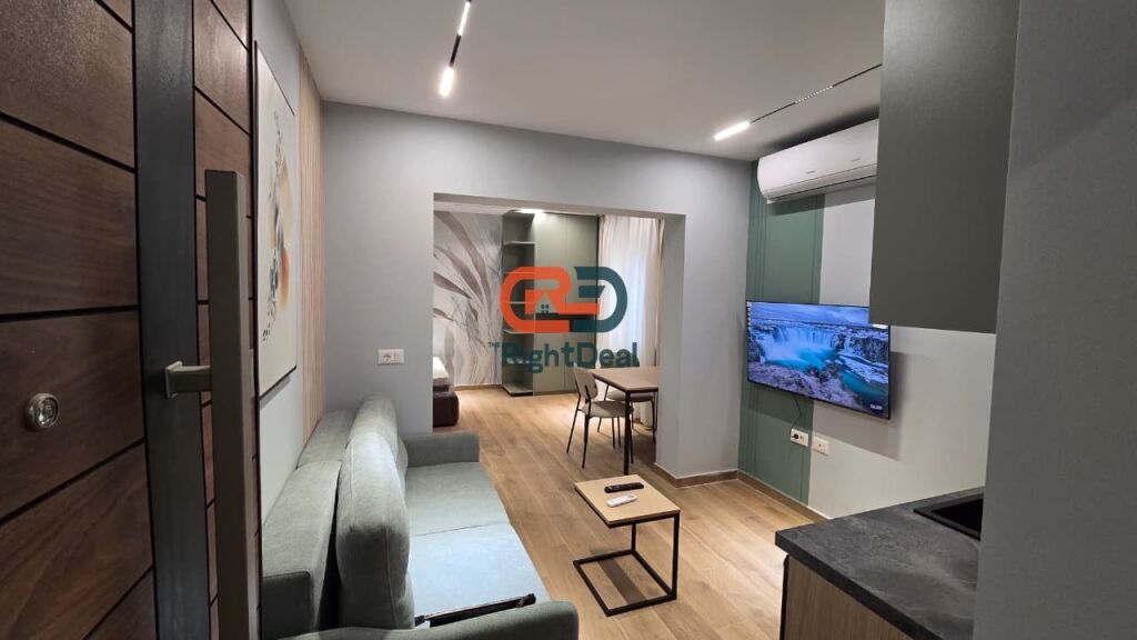 Tek Mine Peza ,Shiten 3 Apartamente Te Investuara Per Qira Ditore!!!