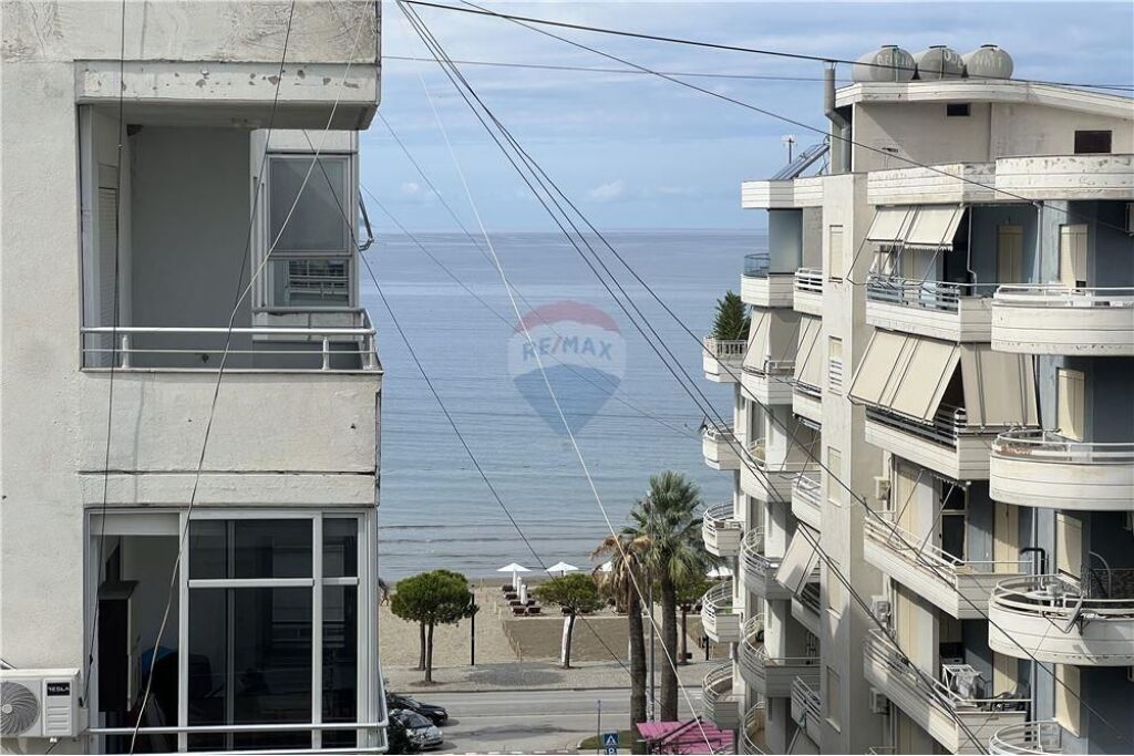 🏖 Modern 2+1 apartment for rent - Lungomare, Vlore