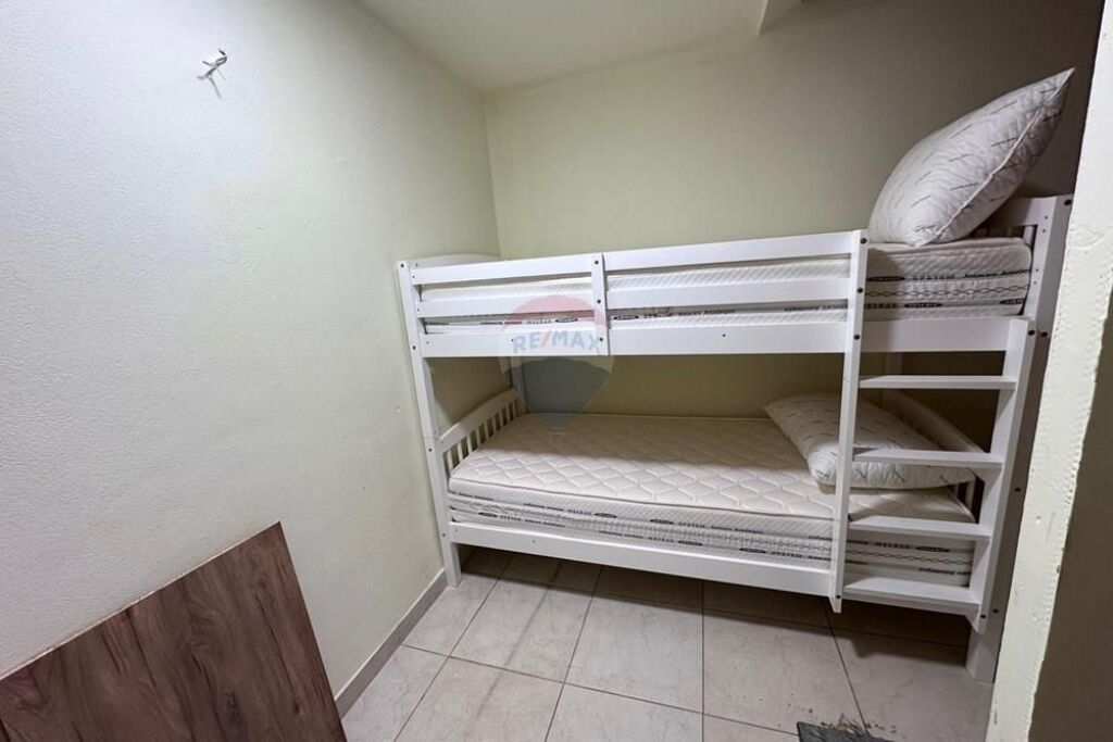 Jepet me qira apartament 2+1 + post parkimi!