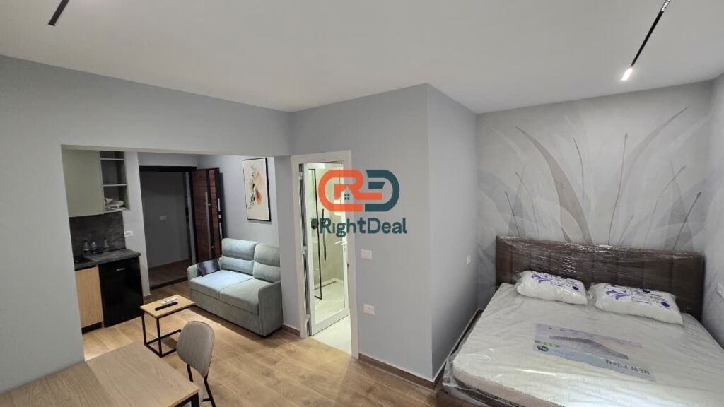 Tek Mine Peza ,Shiten 3 Apartamente Te Investuara Per Qira Ditore!!!