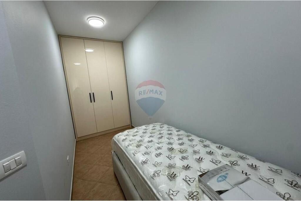 Qira/ Apartament 2+1 te Rruga e Kavajes