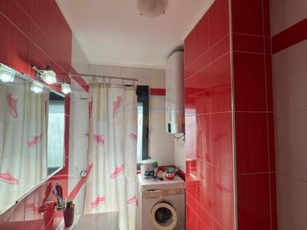 Shitet , Apartament 3+1+2 , Rruga e Kosovareve