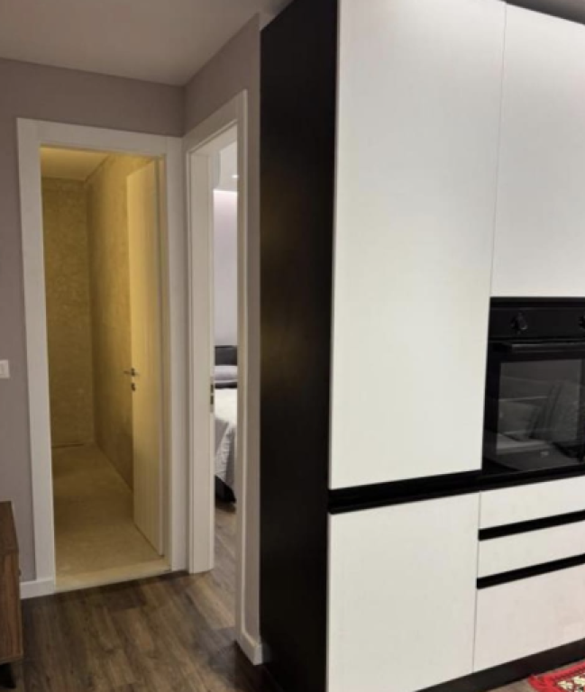 🏢 JEPET ME QIRA APARTAMENT 1+1 – STACIONI I TRENIT  